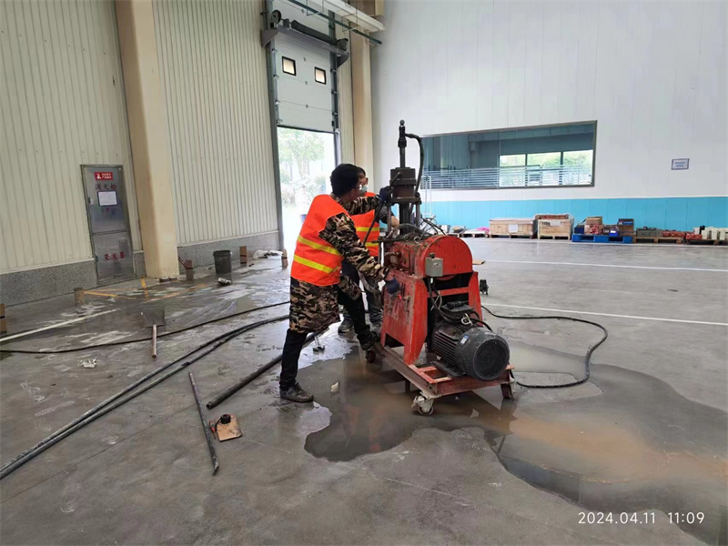 平塘厂房地面下沉塌陷注浆加固施工